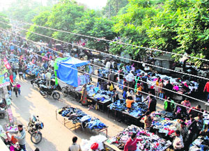 Encroachments galore at the Sunday Market in Chhoti Baradari in Patiala on Sunday.