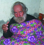 A 1984 anti-Sikh riots victim Harnek Singh now spends cold nights under the open sky.