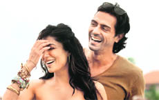 Chitrangda Singh and Arjun Rampal