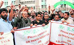 Protest outside GB Pant Hospital in Srinagar on Saturday. More than 350 children, mostly infants, reportedly died in the hospital from January 1 to May 15