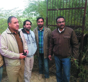 Senior officials of the wildlife, forest and police departments are camping in Gumjal village on the interstate border. 