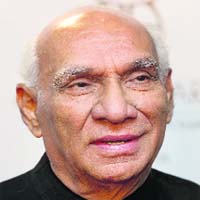 Yash Chopra (27 Sept 1932 - 21 Oct 2012) The King of Romance, undying love was the stuff his movies were made of