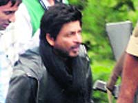 Stars shine again: With peace in the Valley, the stars, too, returned for shooting. Shah Rukh Khan shot for Jab Tak Hai Jaan
