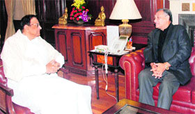 Uttarakhand Chief Minister Vijay Bahuguna meets Finance Minister P. Chidambaram in New Delhi on Tuesday.