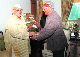 Uttarakhand Assembly Speaker Govind Singh Kunjwal greets Governor Aziz Qureshi on New Year in Dehradun on Tuesday.