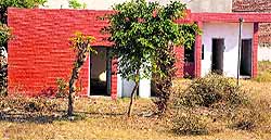 Thieves took away the doors and windows of the shelter home at the Maloya dispensary.