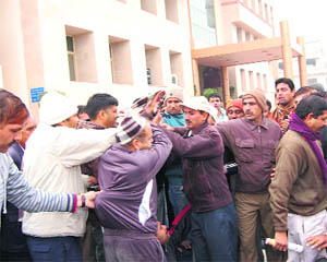 Teachers exchange blows at Chaudhary Devi Lal University in Sirsa on Wednesday.