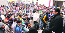 Indian National Lok Dal secretary-general Ajay Singh Chautala addresses a meeting at Dhani Thoba village in Fatehabad on Thursday. A Tribune photograph