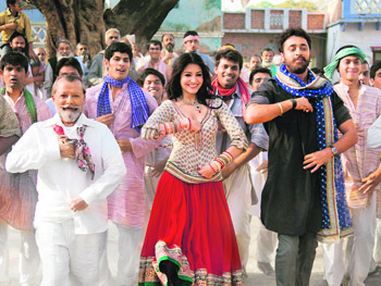 Vishal Bharadwaj is all out to experiment in Matru Ki Bijli Ka Mandola