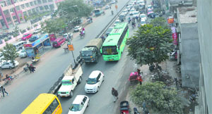 The traffic on the road leading to the bus stand from Rajindra College witnesses a long queue of vehicles