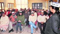 Social activist Sugandha Verma addresses a distict body meeting of the Aam Aadmi Party at Kankhal in Haridwar on Monday.
