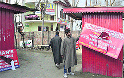 The Anantnag district administration found numerous coaching centres lacking in basic infrastructure