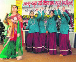 Reshma Shah, eminent singer from the region, performs during the Maroj festival in Mussoorie on Wednesday.
