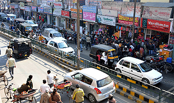 The road near Gol Diggi, leading to the railway station from Hanuman chowk, is mostly crowded with vehicles moving at a snails pace