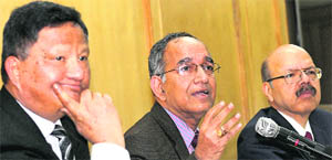 Chief Election Commissioner VS Sampath with Election Commissioners HS Brahma (L) and Syed Nasim Ahmad Zaidi (R) in New Delhi on Friday. 