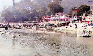 The confluence of the Saryu and the Gomti at Bageshwar. 
