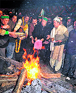 Chief Minister Virbhadra Singh takes part in Lohri festivities at Jwalamukhi on Saturday evening