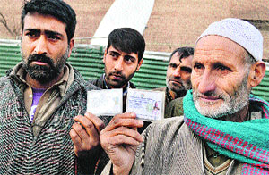 In protest against militant attacks, 22 panchayat members resigned in Srinagar on Sunday.