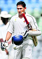 Ajit Agarkar walked off unbeaten on the second day in a row at the Palam Ground in New Delhi
