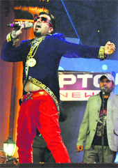 Punjabi pop singer Jazzy B sings at the grand finale of Laughter Da Master 2 at Khalsa College Amritsar on Thursday night.