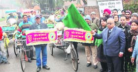 Civil Surgeon Dr Yash Mitra flags off an awareness rally in Amritsar on Saturday