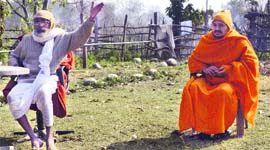 Swami Shivanand with Brahamchari Poornanand Saraswati at Matra Sadan in Haridwar on Sunday.