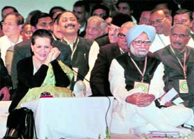 Congress chief Sonia Gandhi and Prime Minister Manmohan Singh at a meeting of the All-India Congress Committee (AICC) in Jaipur on Sunday