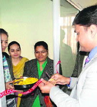 CJM Harish Gupta inaugurates a legal aid clinic at Lala Hans Raj Phutela College of Law at Sirsa recently.