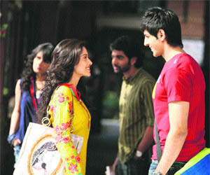 A still from the movie, Akaash Vani 
