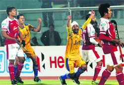 Malak Singh scored the second goal for the winners.  Tribune Photo