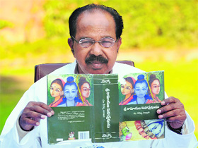 Minister of Petroleum and Natural Gas M. Veerappa Moily releases Telugu version of Shree Ramayana Mahanveshanam in New Delhi on Friday. 