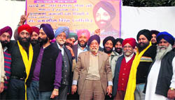 SAD (Delhi) president Paramjit Singh Sarna addresses a rally in Paharganj (ward number 36) on the last day of the campaigning on Friday. A Tribune photograph
