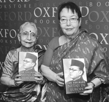 Prof Anita Bose Pfaff (R), daughter, and Krishna Bose, niece-in-law of Netaji Subhash Chandra Bose, launch a book Netaji in Europe, in Kolkata on Sunday.