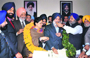 Patiala District Planning Committee chairman Deepinder Singh Dhillon takes charge in the presence of Punjab Deputy CM Sukhbir Singh Badal at the Mini Secretariat in Patiala on Monday.