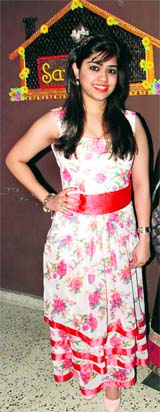  Sonal Manik
