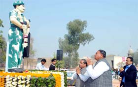 Tributes were paid to BSF martyr Om Parkash Jyani on his Balidan Diwas.