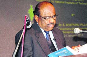 Chief guest Padma Bhushan Dr Sivathanu Pillai addresses the inaugural session of Techspardha-2013 at the National Institute of Technology, Kurukshetra