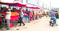 Encroachments by vendors add to the chaos