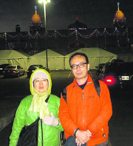 Prof Hiroshi Yamashita and his wife Catherine on a visit to the famous Dixie Road Gurdwara in the Greater Toronto Area