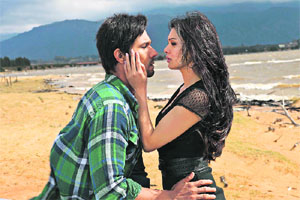 Randeep Hooda & Sara Loren