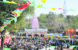 Devotees pay obeisance at Guru Kabir Temple, Janipur, on Sunday. Tribune photo: Inderjeet Singh