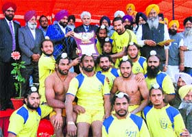 Victorious kabaddi team at Khatra village in Mandi Ahmedgarh