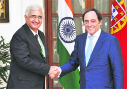 External Affairs Minister Salman Khurshid with his Portuguese counterpart Paulo Portas in New Delhi on Monday.