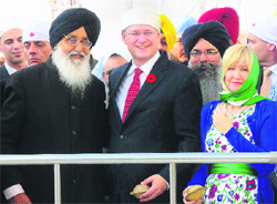 Stephen Harper became the first Canadian Prime Minister to visit Nishan-e-Khalsa