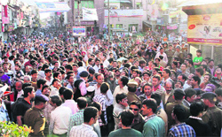 Shopkeepers of Paltan Bazaar stage a protest in Dehradun on Wednesday. A Tribune photograph 