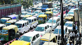As members of the Valmiki Samaj Bachao Andolan staged a dharna at Bharat Nagar Chowk, many vehicles were caught in traffic jams in Ludhiana on Wednesday.