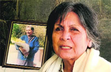 Joyshri Lobo, daughter of Sharda Dutt, shares her mother's memory at her residence in Sector 19, Chandigarh, on Sunday. 