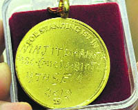 A gold medal which was given to a student at the convocation on Sunday. 