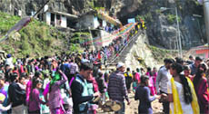 Lakhs paid obeisance at Shiv Khori cave shrine at Ransoo in Jammu on Sunday. 