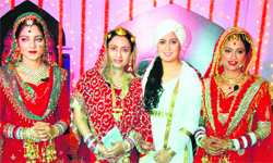 The star cast of Gurbani, a new TV show, while on a visit to Amritsar. Photo: Sameer Sehgal 